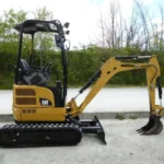 Caterpillar 301.7D CR Mini-pelle 1.7T Moteur Yanmar avec Attache Rapide et 3 Godets d'Occasion 2017