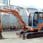 Hitachi EX 40 Mini-pelle Hydraulique 4.1T Moteur Kubota avec 3 Godets d'Occasion 2000