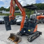 Hitachi ZX 17U-2 Mini-pelle 1,8 Tonnes d'occasion 2013 - 2320 heures - Prête à travailler