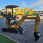Komatsu PC 18 MR2 Mini-pelle 1,9 Tonne d'occasion 2005 - 2900 heures - Attache rapide
