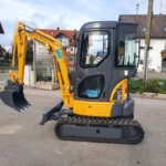 Komatsu PC 20 Mini-pelle 2 Tonnes d'occasion 2007 - 4700 heures - Moteur Komatsu 15,5 kW